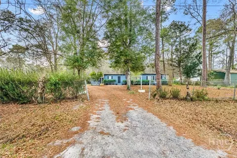222 Wallace Cir, Bloomingdale, GA 31302