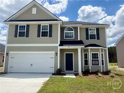 214 Pitchline Dr, Hinesville, GA 31313