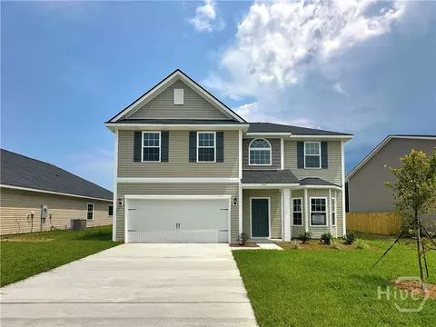 214 Pitchline Dr, Hinesville, GA 31313