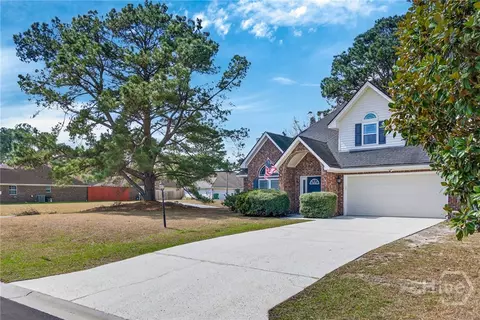 104 Redfield Dr, Pooler, GA 31322