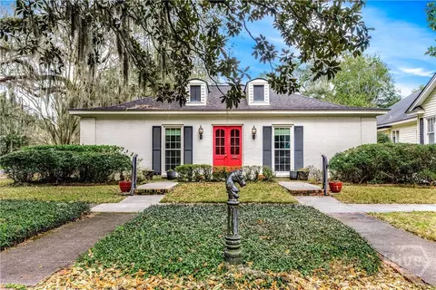 102 E 55th St, Savannah, GA 31405