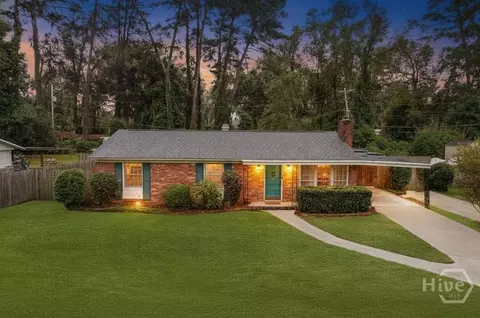 1345 Lavon Ave, Savannah, GA 31406