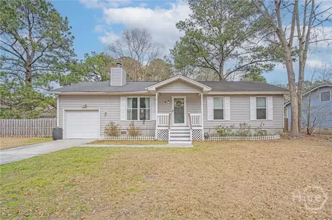 4 Cambridge Ct, Savannah, GA 31419