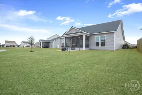 Exterior - 256 Lakepointe Dr, Savannah, GA 31407 photo 8 of 9