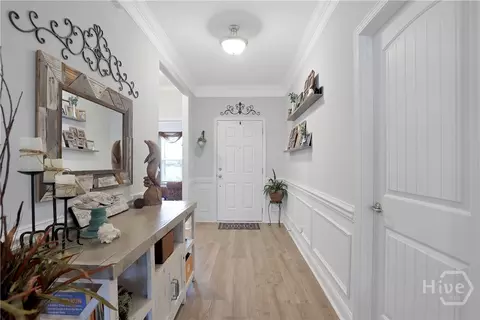 Entry Way - 256 Lakepointe Dr, Savannah, GA 31407 photo 1 of 1