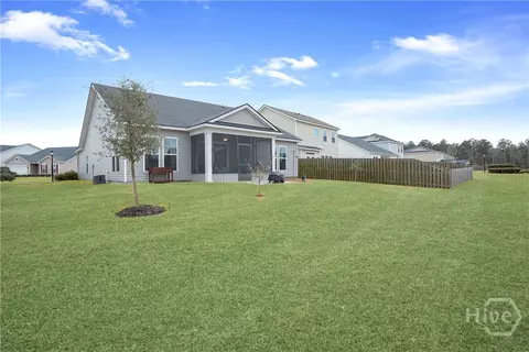 Exterior - 256 Lakepointe Dr, Savannah, GA 31407 photo 7 of 9