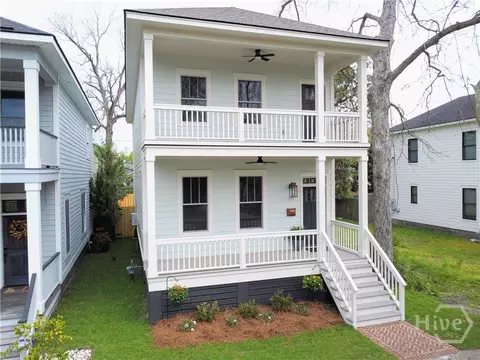 534 E 32nd St, Savannah, GA 31401