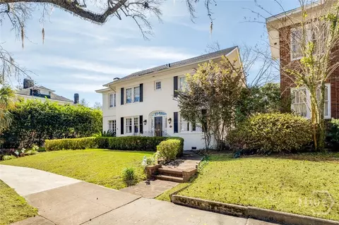 37 E 50th St, Savannah, GA 31405