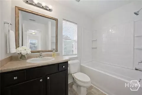 Entry Way - 203 Lakepointe Dr, Savannah, GA 31407 photo 5 of 5