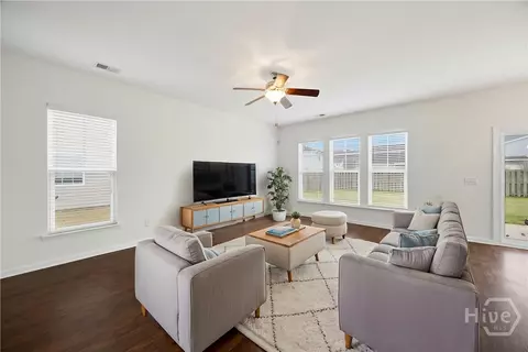 Living - 203 Lakepointe Dr, Savannah, GA 31407 photo 1 of 3