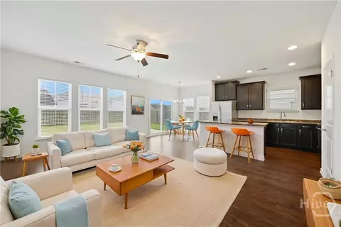 Living - 203 Lakepointe Dr, Savannah, GA 31407 photo 3 of 3