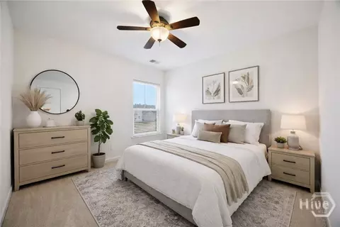 Bedroom - 203 Lakepointe Dr, Savannah, GA 31407 photo 5 of 6