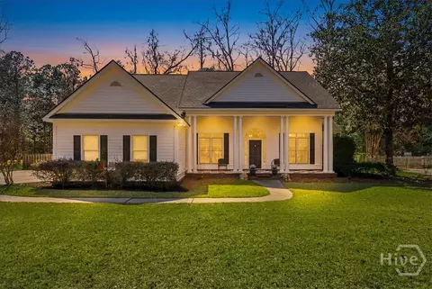 47 Myrtlewood Dr, Savannah, GA 31405