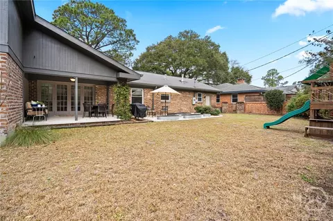 4622 Cumberland Dr, Savannah, GA 31405