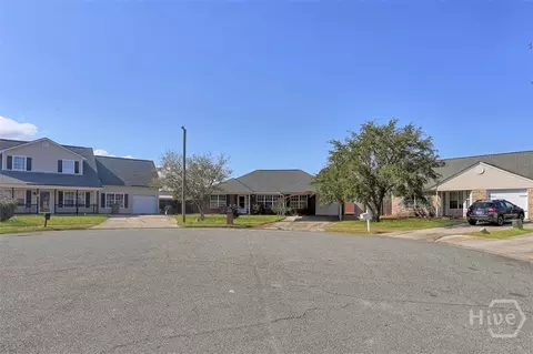 15 Victoria Ct, Pooler, GA 31322