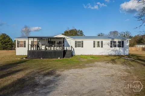 501 Margaret Rd, Hinesville, GA 31313