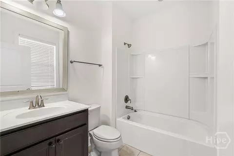 Bath - 5 Ashstead Ln, Pooler, GA 31322 photo 2 of 6