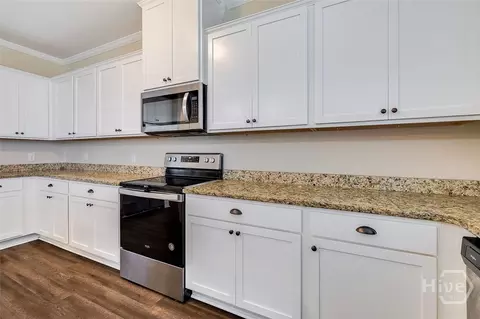 Kitchen - 2 Oak Aly, Guyton, GA 31312 photo 5 of 5