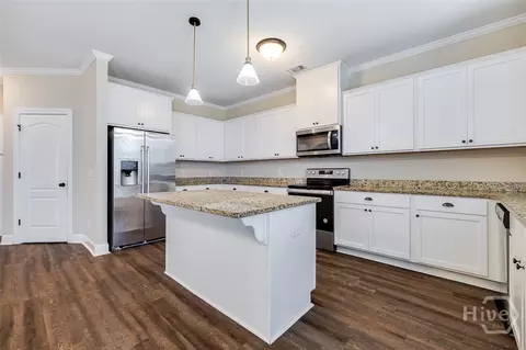 Kitchen - 2 Oak Aly, Guyton, GA 31312 photo 3 of 5