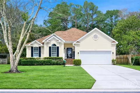 214 Belle Grove Cir, Richmond Hill, GA 31324