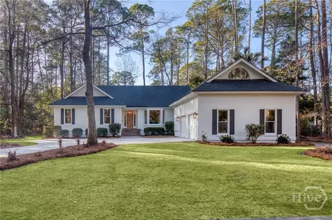 4 Planters Ln, Savannah, GA 31411