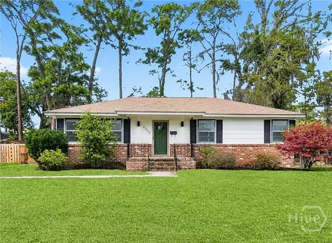 2232 Daffin Dr, Savannah, GA 31404