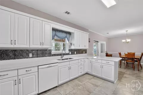 330 Central Ave, Guyton, GA 31312 photo 18