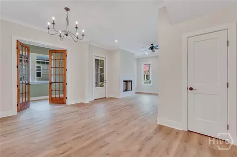 Living - 49 Salt Marsh Dr, Midway, GA 31320 photo 3 of 4