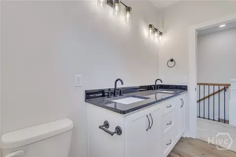 Bath - 49 Salt Marsh Dr, Midway, GA 31320 photo 10 of 10