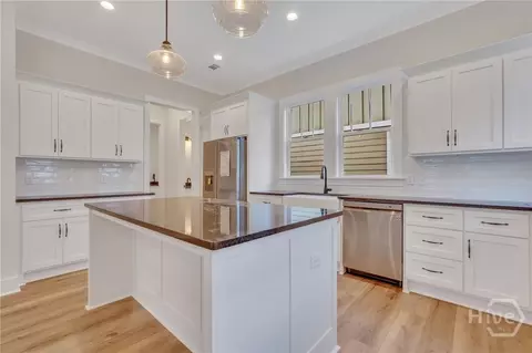 Kitchen - 49 Salt Marsh Dr, Midway, GA 31320 photo 4 of 4