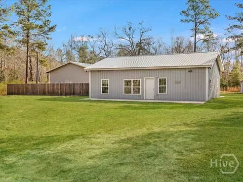 1725 Nixon Chapel Rd, Springfield, GA 31329