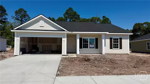246 Juniper Dr, Hinesville, GA 31313
