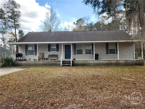 269 W Smith St, Pembroke, GA 31321