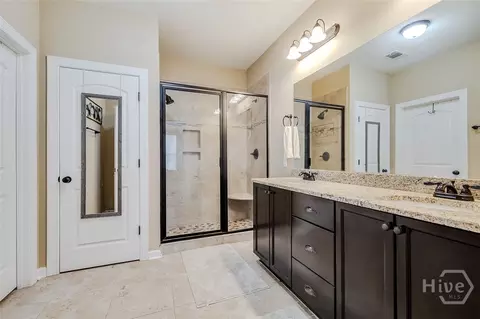 Bath - 161 Greystone Dr, Guyton, GA 31312 photo 1 of 2