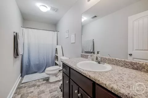 Bath - 200 Beaubrook Blvd, Springfield, GA 31329 photo 3 of 3
