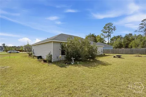Exterior - 300 White Willow, Springfield, GA 31329 photo 3 of 3