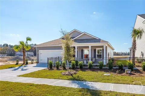 299 Kingswood Cir, Bloomingdale, GA 31302