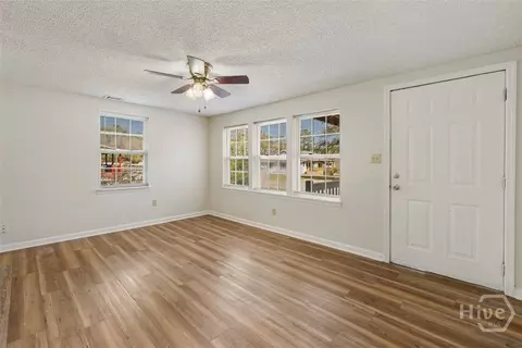 Living - 404 S Maple St, Springfield, GA 31329 photo 2 of 3