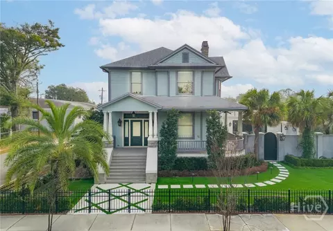 2602 Barnard St, Savannah, GA 31401