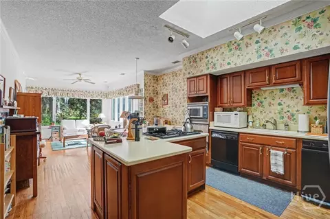 Kitchen - 2 Mceachern Ct, Savannah, GA 31411 photo 3 of 3