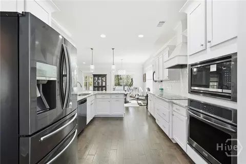 Kitchen - 122 Tupelo St, Pooler, GA 31322 photo 2 of 3
