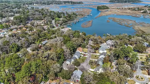 8 Chestley Pl, Savannah, GA 31406