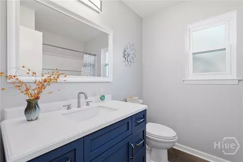 Bath - 113 Mapmaker Ln, Savannah, GA 31410 photo 2 of 3