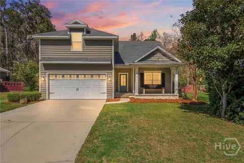 145 Jacobs Cir, Richmond Hill, GA 31324