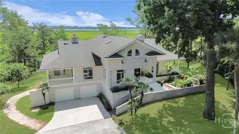 18 Modena Island Dr, Savannah, GA 31411