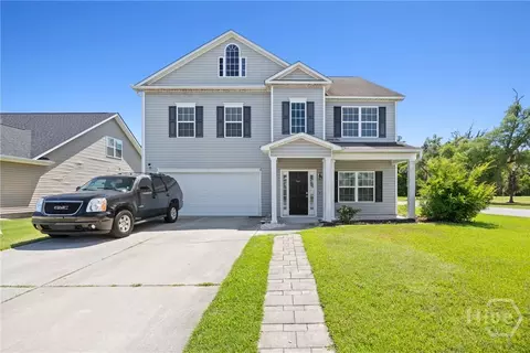 189 Savannah Ln, Richmond Hill, GA 31324