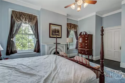 Bedroom - 132 E Oglethorpe Ave, Savannah, GA 31401 photo 3 of 6