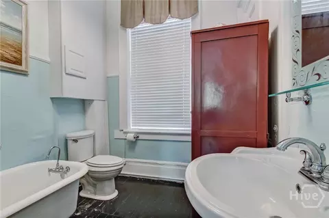 Bath - 132 E Oglethorpe Ave, Savannah, GA 31401 photo 1 of 2