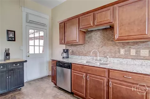 Kitchen - 132 E Oglethorpe Ave, Savannah, GA 31401 photo 3 of 3