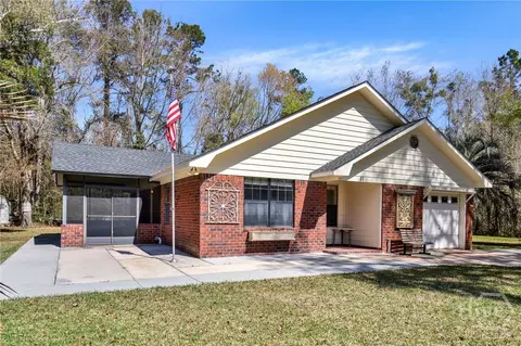 81 Kristen Ln, Midway, GA 31320